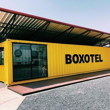 Boxotel Ban Nong Chik  Luaran gambar