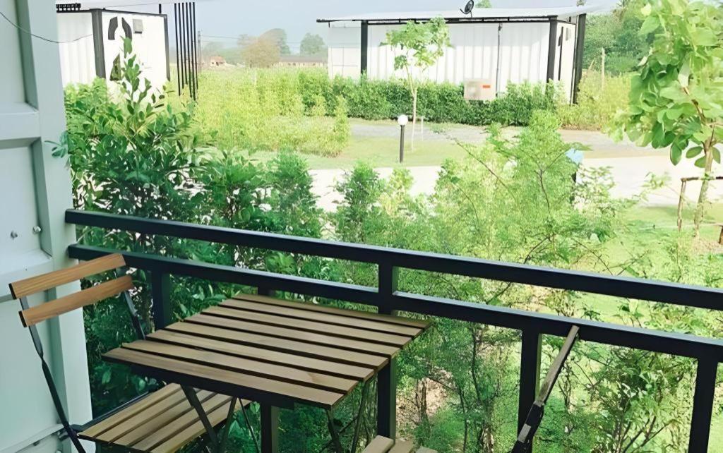 Boxotel Ban Nong Chik  Luaran gambar