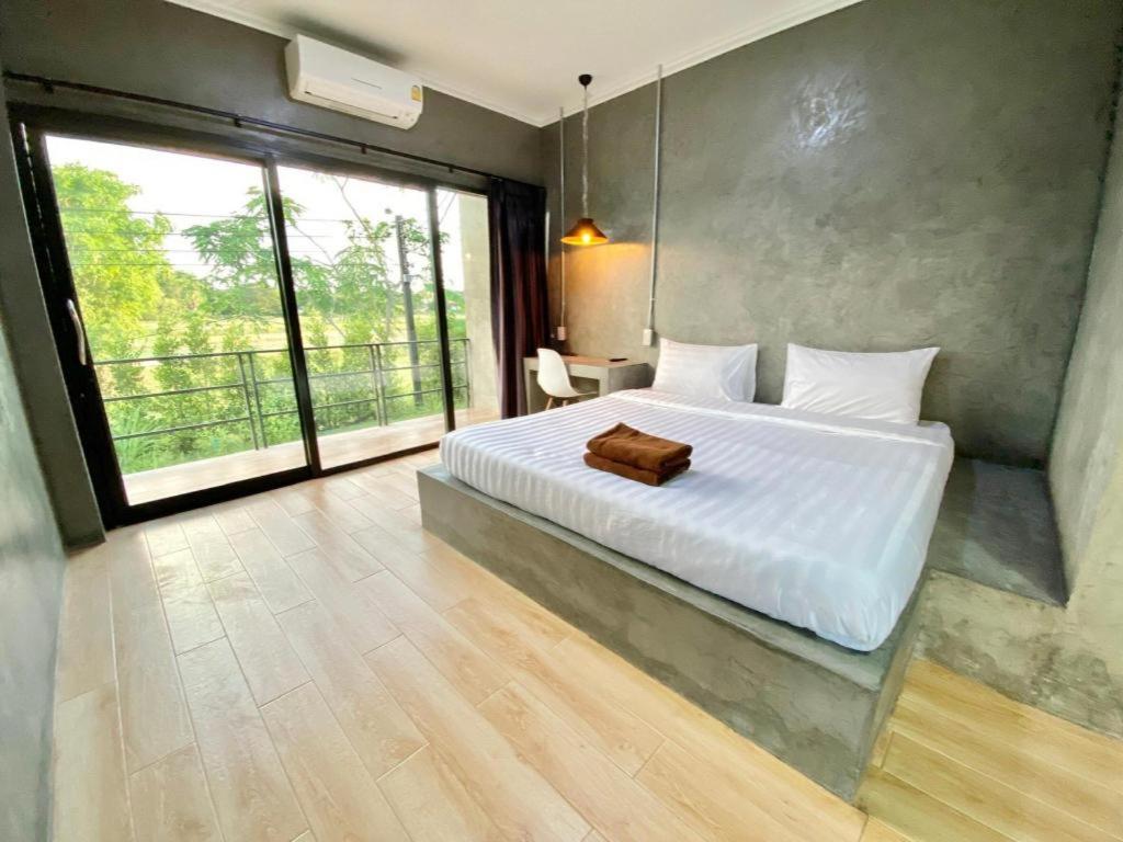 Boxotel Ban Nong Chik  Luaran gambar